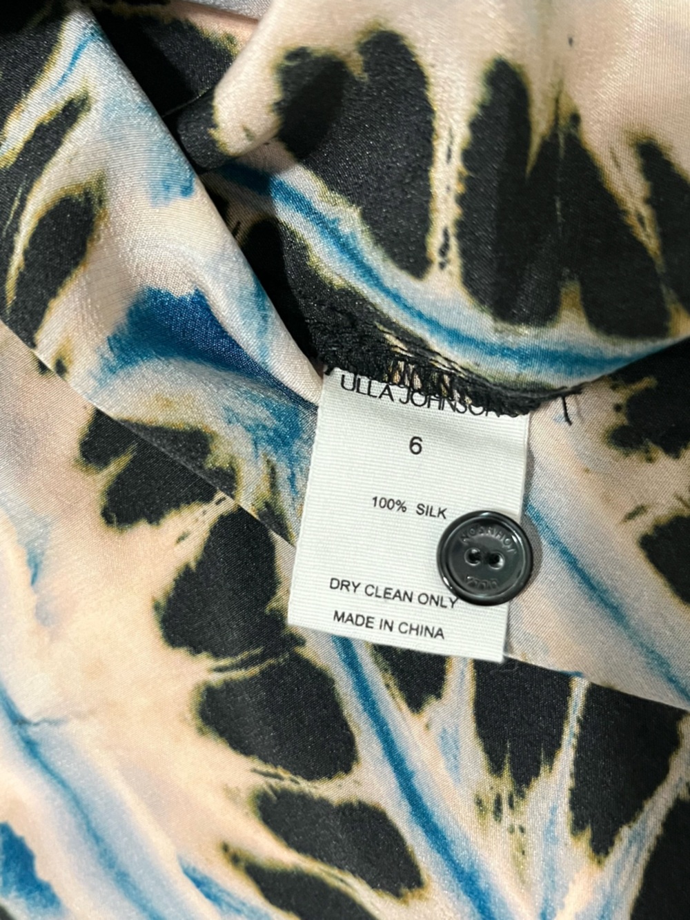Ulla Johnson Nehir Printed Silk Blouse in River Multi - Picture 5 of 7